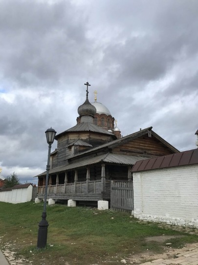 Фотография Троицкой деревянной церкви в Свияжске