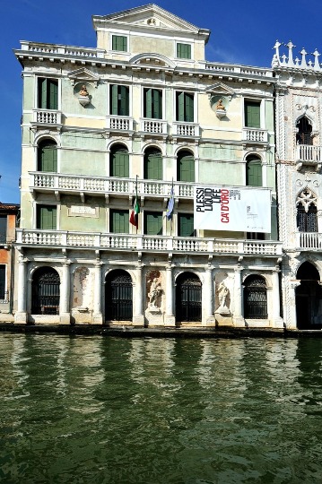 Фотография дворца Ка-д'Оро в Венеции