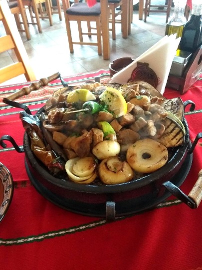 Фото национального блюда Болгарии в кафе в Солнечном береге