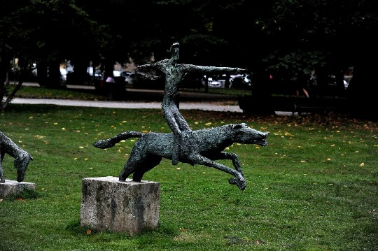 Фото интересных скульптур для парка