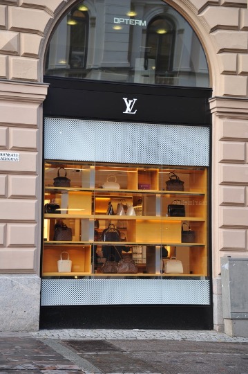 Фото магазина Louis Vuitton (Луи Вюиттон) в Хельсинки