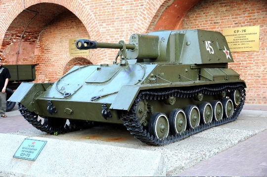 Фото легкого танка СУ-76 выпущенным Горьковским автозаводом