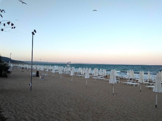 Фотография вечернего пляжа в Болгарии