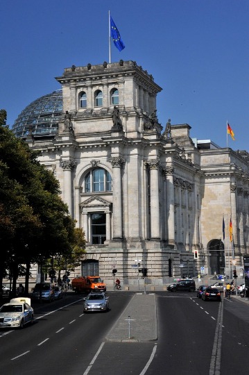 Историческое здание Берлина Рейхстаг