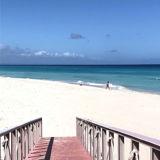 Фото пляжа с белым песком в Варадеро