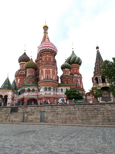 Фотография православного храма Васия Блаженного на Красной площади в Москве