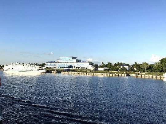 Фотография речного порта Казани с палубы теплохода