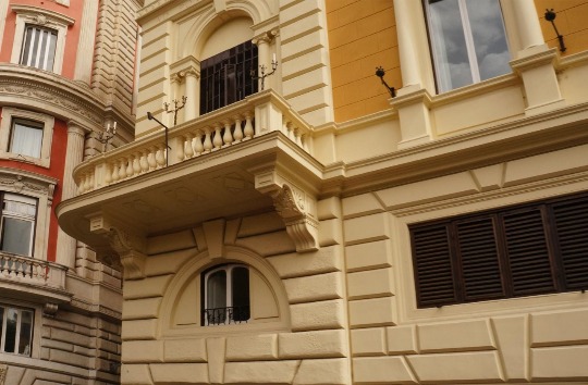 Фото фасада итальянского здания в Риме