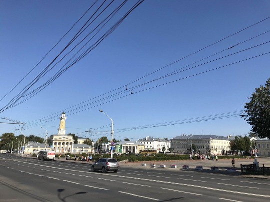 Фотография центральной площади Сусанинской в Костроме