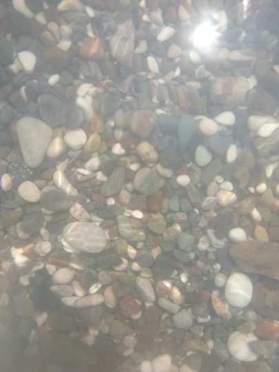 Фото прозрачной воды средиземного моря в Сиде