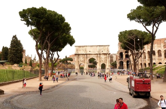 Фото Триумфальной арки в Древнем Риме