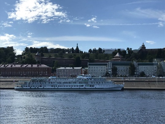 Фото ярославского речного порта на Волге