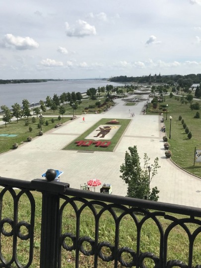 Фотография парка в историческом центре Ярославля